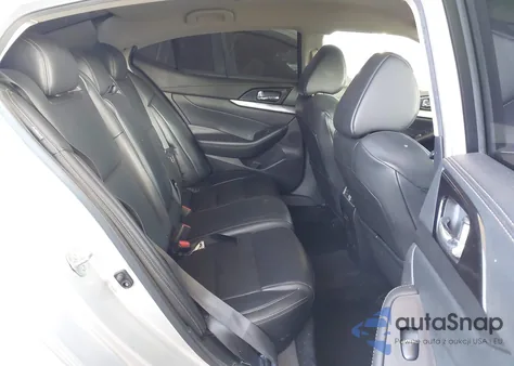 2019 Nissan Maxima 3.5 Sv z USA, uszkodzony, nr VIN 1N4AA6AV5KC379437